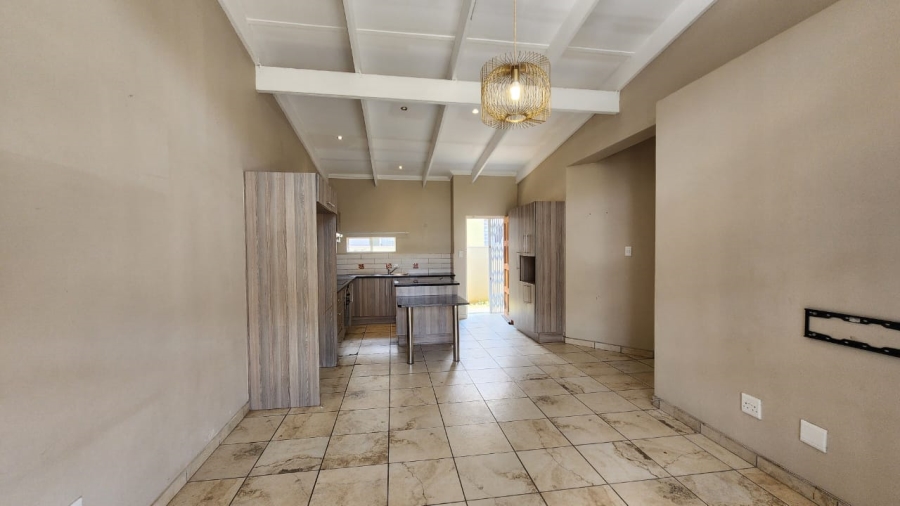 To Let 3 Bedroom Property for Rent in Waterval East North West